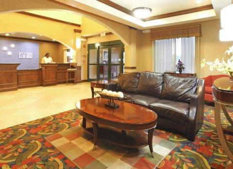 Express West By Ihg Hotel