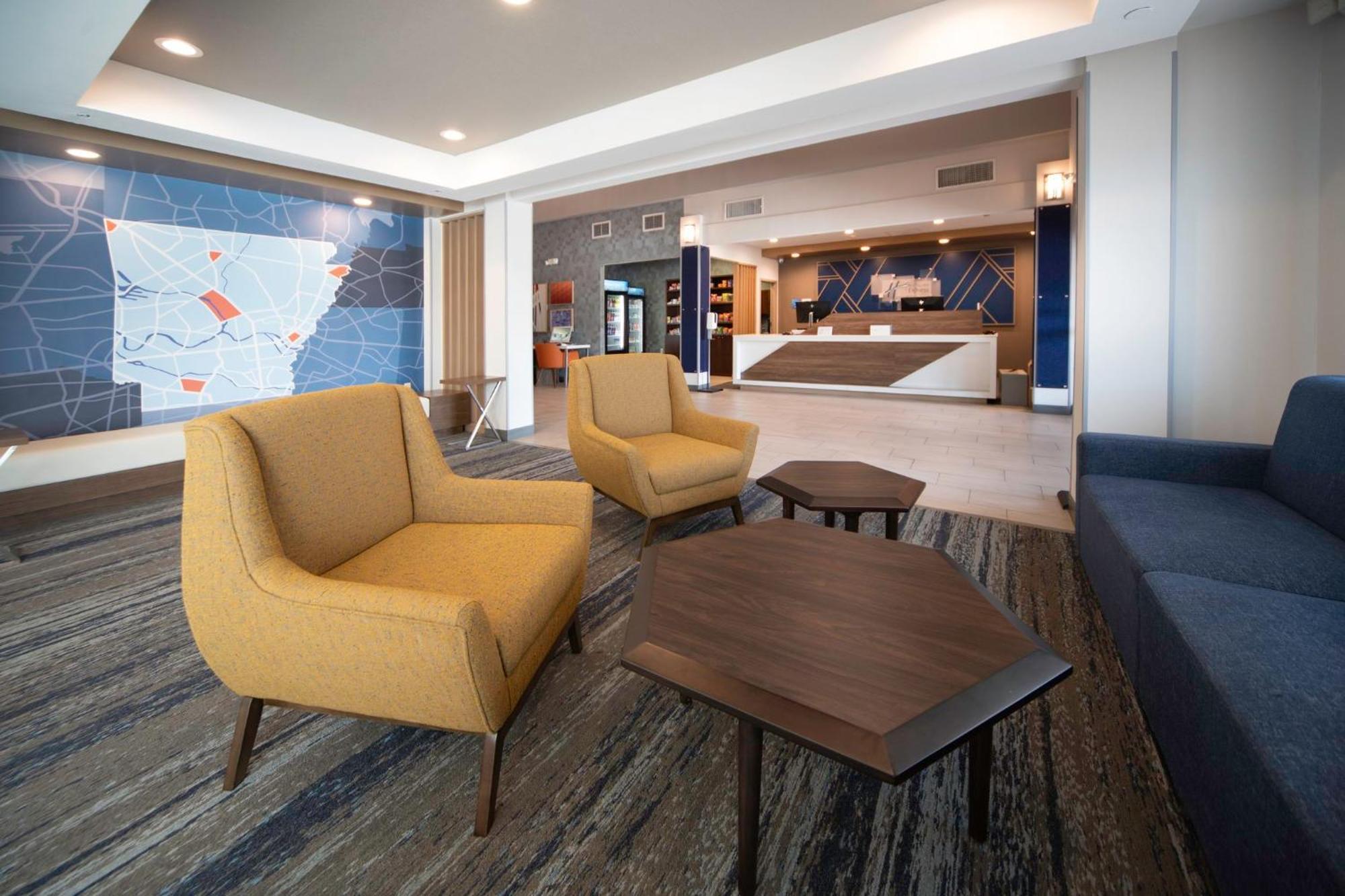 Express West By Ihg 2*