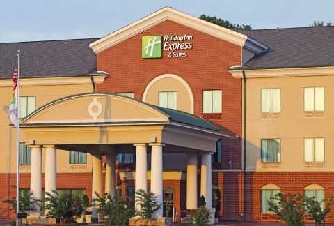 Express West By Ihg Hotel